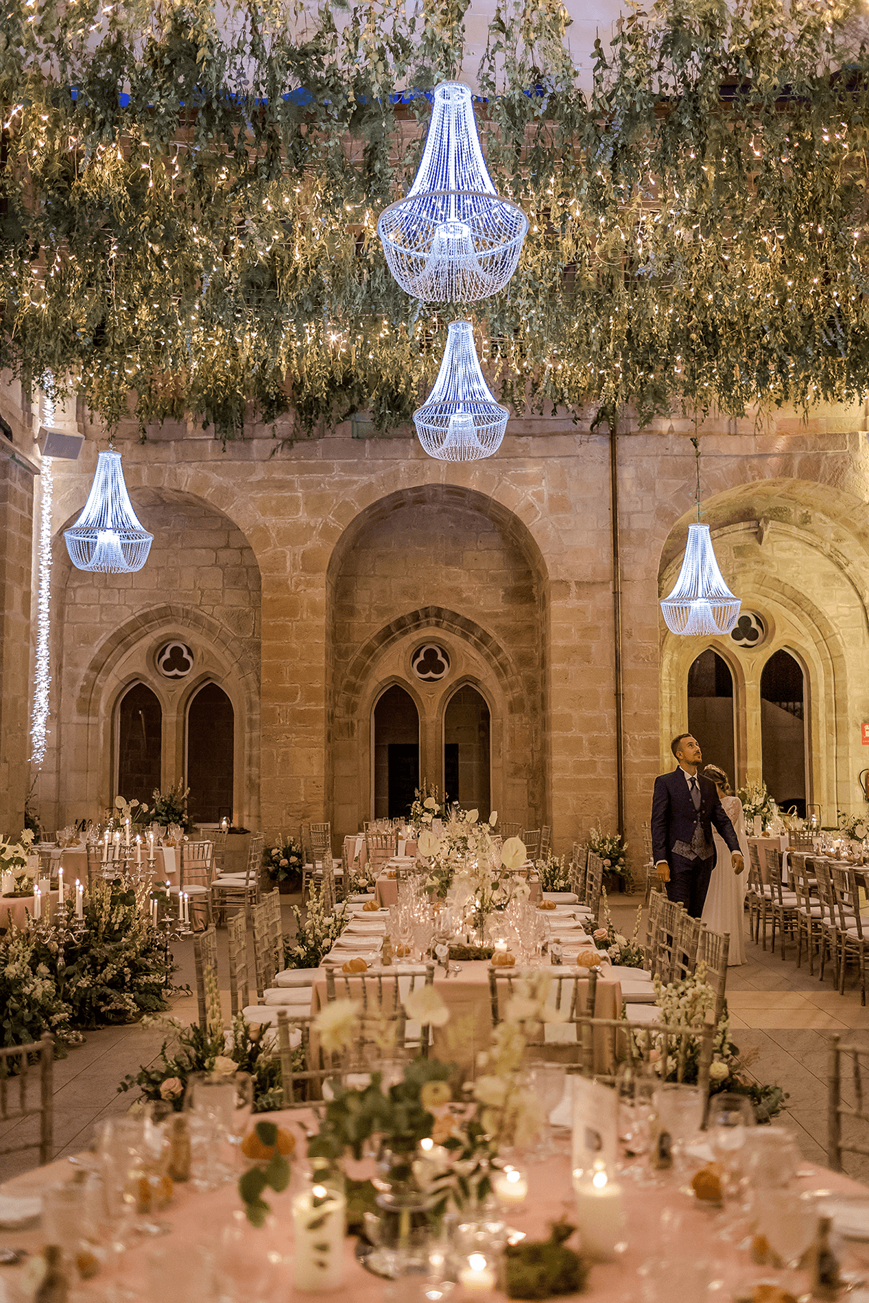 Comedor monasterio decorado